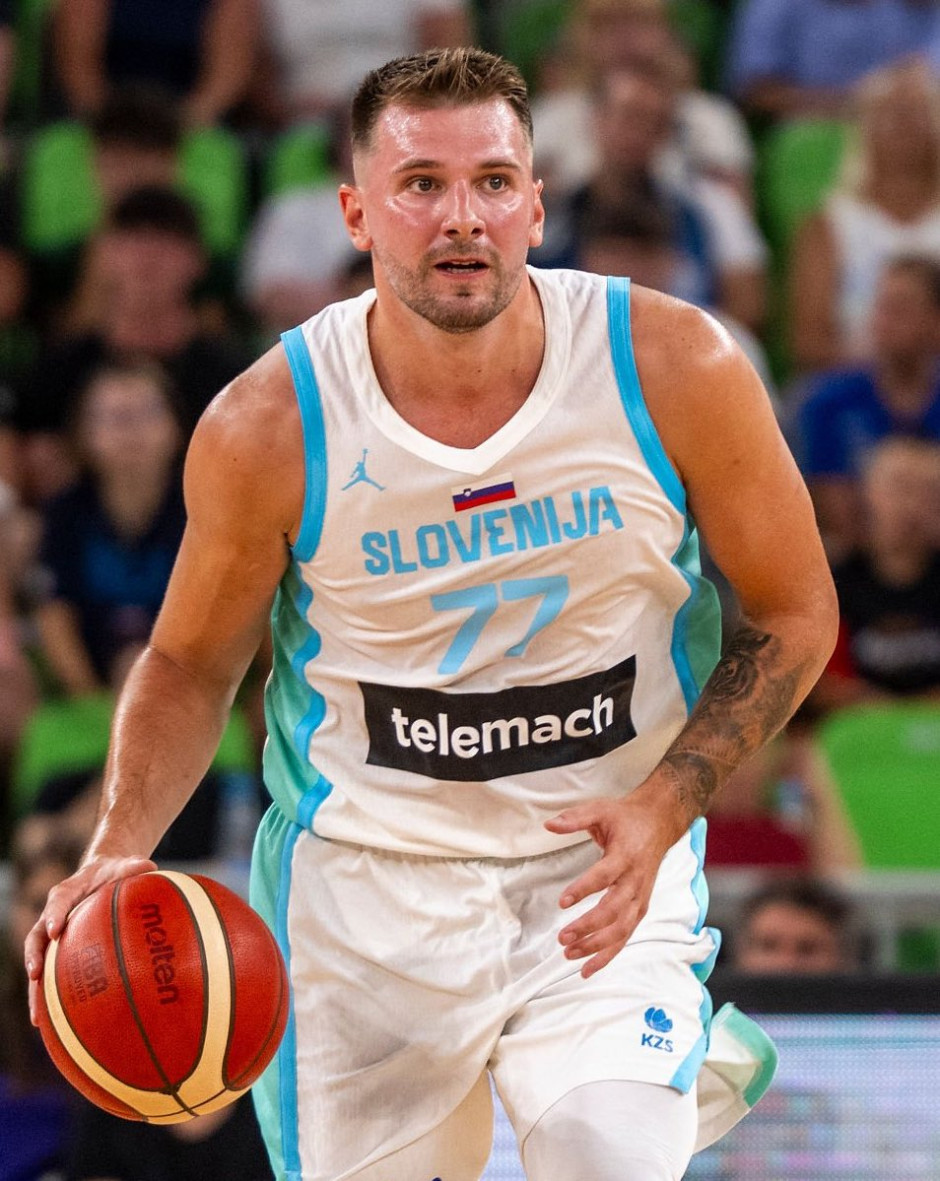 包含意大利杯赛程吃紧，上海海港赛后伤情更新，更衣室稳定，团队化学反应显著的词条-开云体育官网