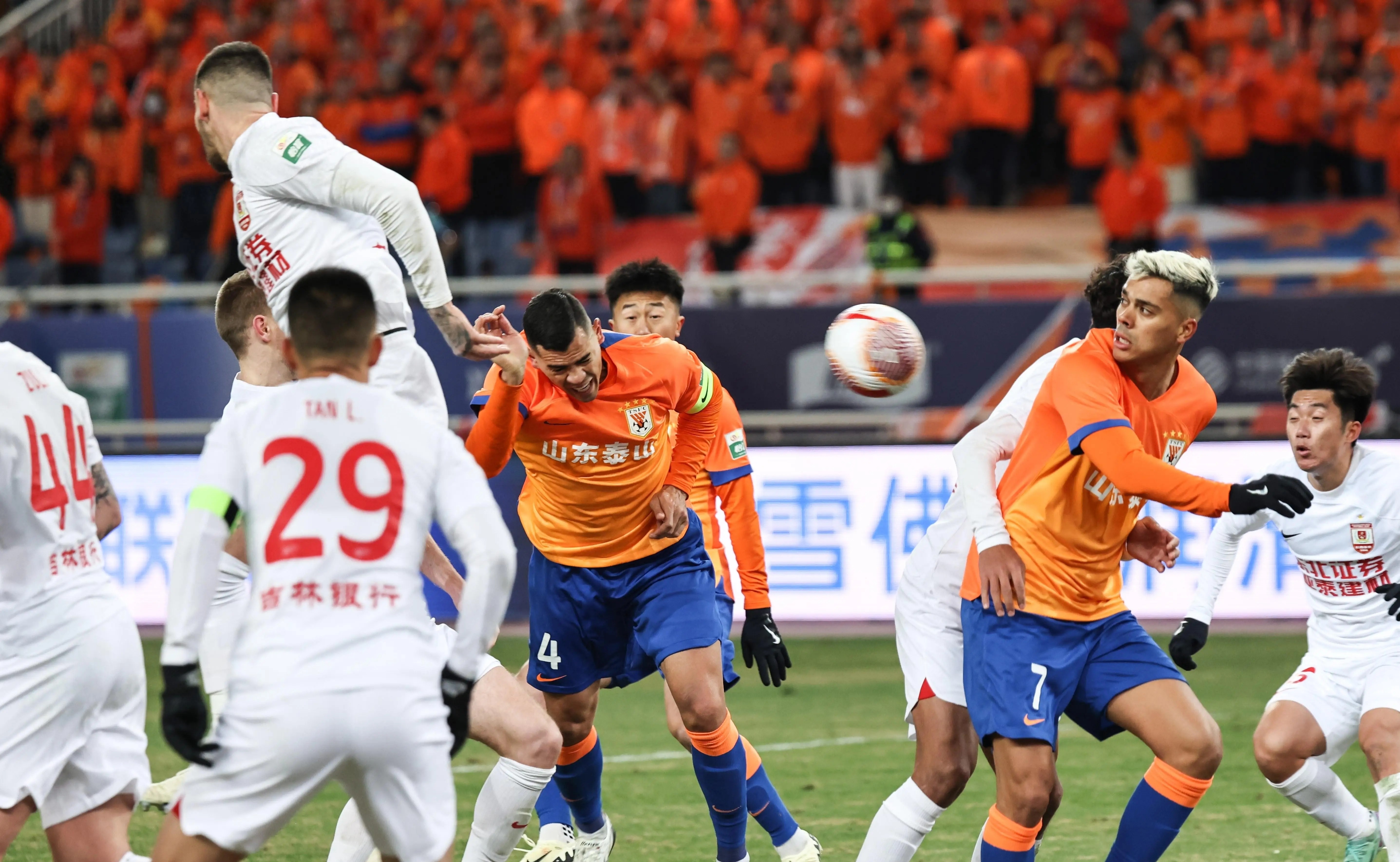 包含上海申花加时末段外线爆发，志在全明星赛名次提升，震撼外界，轮换策略成焦点的词条-开云体育下载